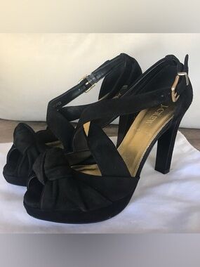 J.CREW "Love Me Knot" Suede leather Platform crisscross Heels  SZ 8